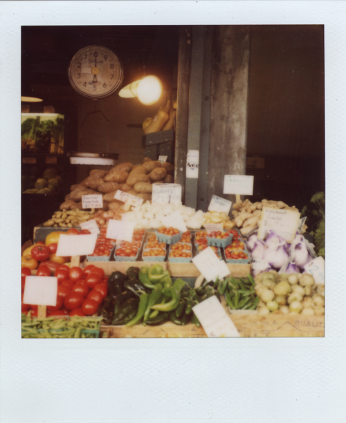 09.09.29 pike place market fruit